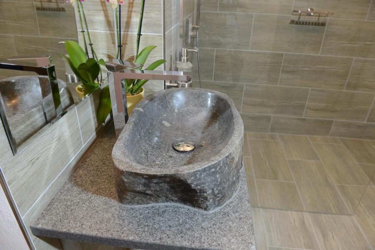 Auszeit Vienna Wellness Apartment Luaran gambar