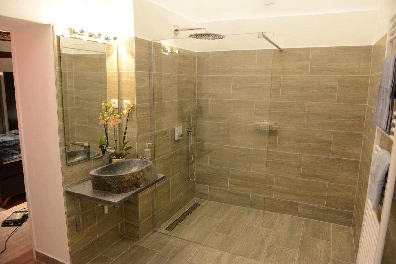 Auszeit Vienna Wellness Apartment Luaran gambar